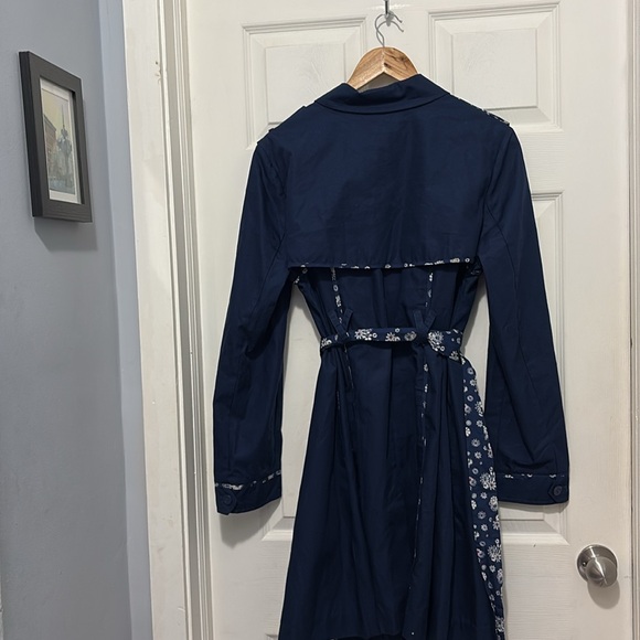 JASON WU for Target floral trimmed trench. Size L - Picture 7 of 13